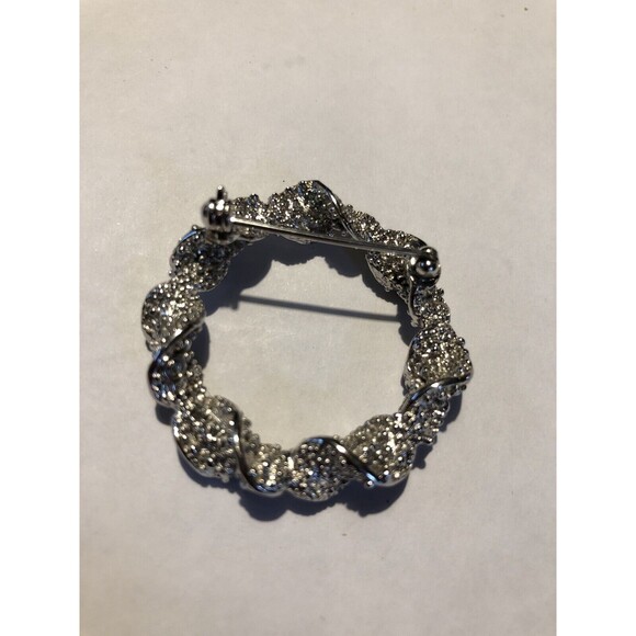 VINTAGE EMMONS SILVER TONE TWISTED WREATH BROOCH PIN - Picture 2 of 6